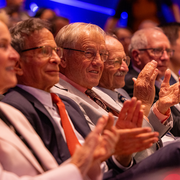 (L-R) Frances Arnold, Richard N. Merkin, Marvin Caruthers, Harold Varmus, Tom Cech, David Liu